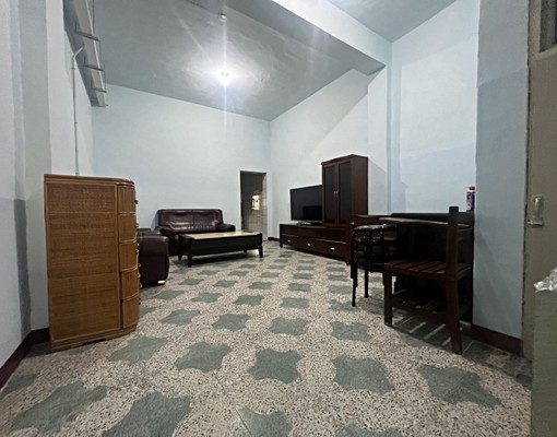 🏡大觀路三段大馬路透天｜全新裝潢6房3衛 - Image 3