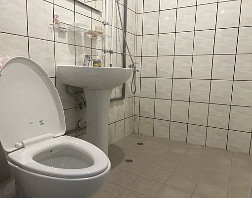 🏡大觀路三段大馬路透天｜全新裝潢6房3衛 - Image 7