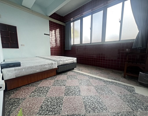 🏡大觀路三段大馬路透天｜全新裝潢6房3衛 - Image 9