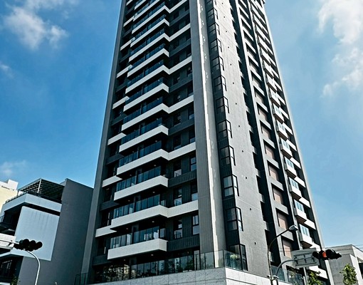 ⭐️安平華平商圈「春福御邸」面公園大三房+雙平車 - Image 1