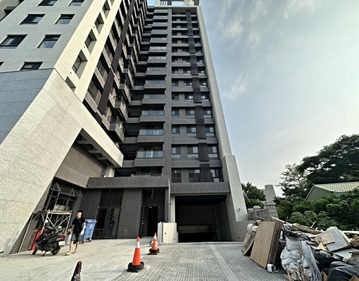 租-竹南綻優質3房平車 - Image 1