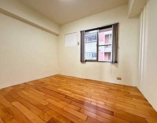 以降價科工業區3大房有車位可以雙租補.入戶籍僅此一間錯過可惜 - Image 8