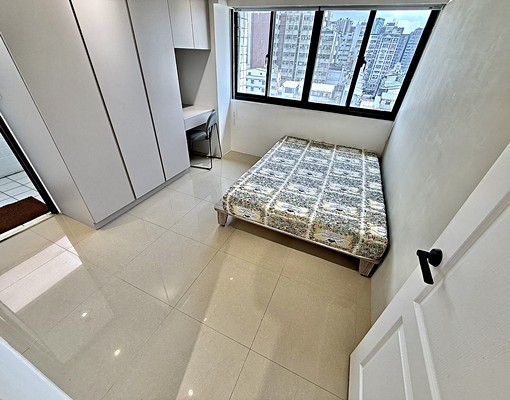 可租補💫重新裝潢💫含機上車位💫家具全配採光一級棒🦂 - Image 13