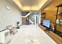 鳳山區-曹公路店面，72.6坪