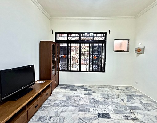 北屯近水湳|中清靜巷三樓透天|五房車庫宅|附孝親房 - Image 3