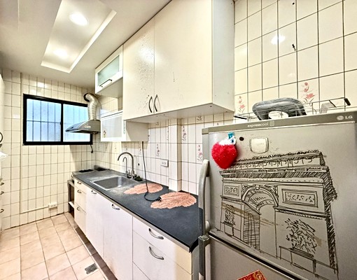 北屯近水湳|中清靜巷三樓透天|五房車庫宅|附孝親房 - Image 6