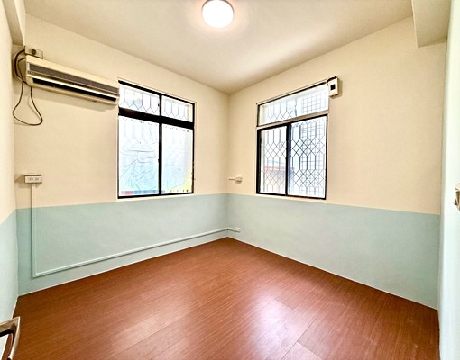 北屯近水湳｜中清靜巷三樓透天｜五房車庫宅｜附孝親房 - Image 12