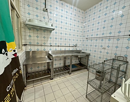 租屋補助⭐免服務費⭐公寓2樓⭐五泰小鍾 - Image 9