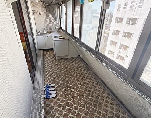 近捷運西門站6分【超值大套房】@陽台@垃圾代收@獨立洗衣機 - Image 8
