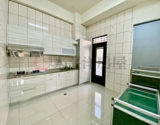 租-梧棲五房角間電梯別墅 - Image 3