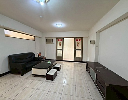 可申請租補⭐免服務費⭐華廈大3房⭐五泰小鍾 - Image 1