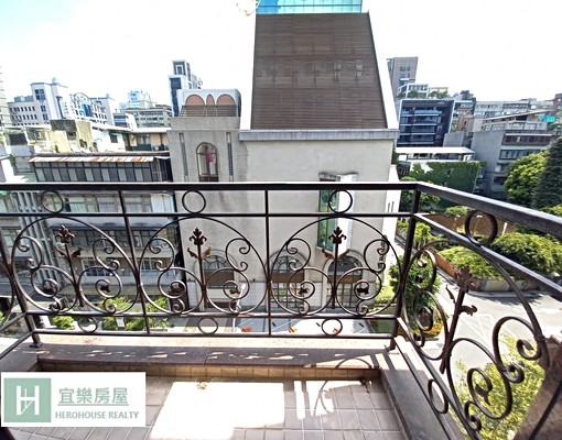 永康青田景觀宅大安森林公園旁電梯三房坡平車位租金含稅 - Image 11