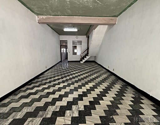 前後有路透天🦉四大房空屋可租補、拜拜 - Image 1