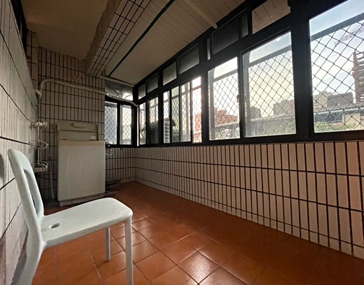 江子翠捷運站超大前後陽台整層 - Image 12