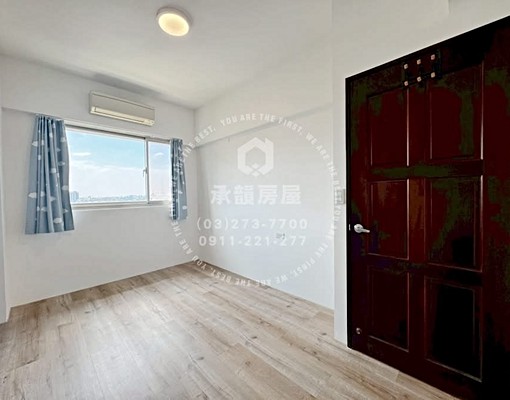 藝文展演中心旁精品優質溫馨美三房含管 - Image 11