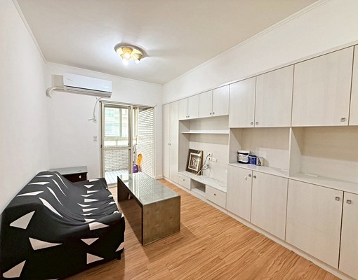 門口就是公車站~藝文特區城市大亨三房往來台北超方便 - Image 1