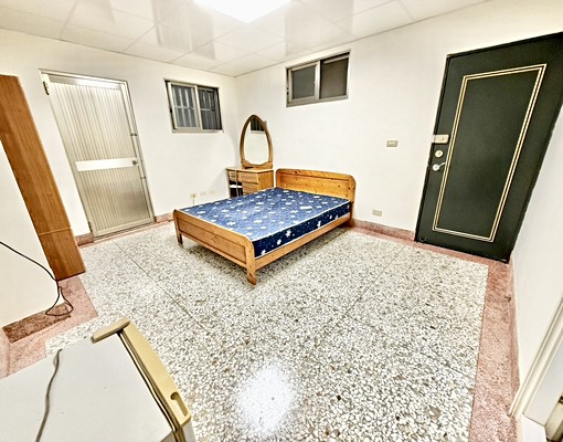 ⁂大墩路上最後2間⁂可租補⁂電梯透套⁂陽台獨洗獨曬 - Image 7