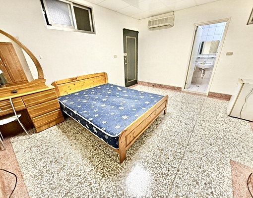 ⁂大墩路上最後2間⁂可租補⁂電梯透套⁂陽台獨洗獨曬 - Image 9