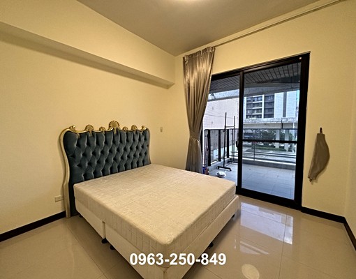 專營青埔租屋/近高鐵機捷3房2衛附汽機車位/大露臺種花花草草 - Image 3