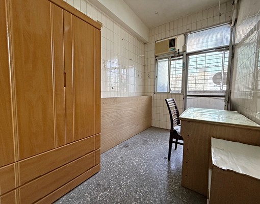 免仲介費-西屯4房公寓✨台水電✨可租補 - Image 2