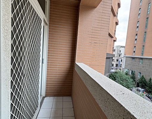經國路二段~近北新街~北大路旁優質套房 - Image 7