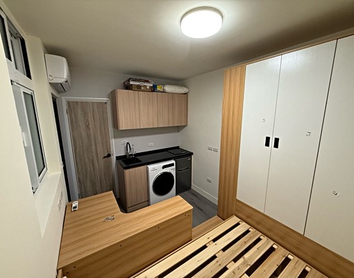 新北三重菜寮捷運站1樓可停車全新套房（30秒到捷運） - Image 3