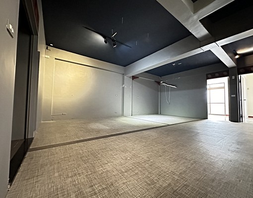 文心捷運站旁大面寬商業區雙透店 - Image 4