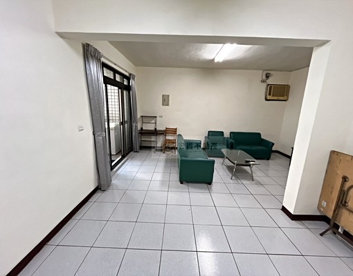 長春街舒適寬敞間間採光大三房可合租養貓家俱電齊全 - Image 3