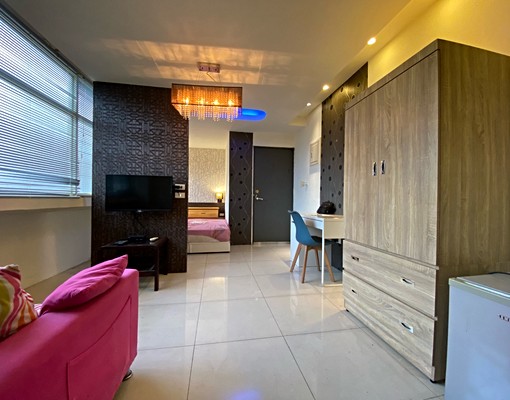 採光優❗️全新整理中壢SOGO商圈❗️電梯獨立陽台套房 - Image 3