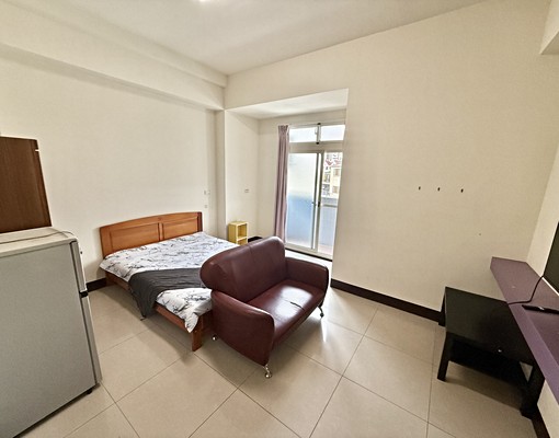 ✨舒適大空間✨小資首選✨子母車✨飲水機✨衛浴開窗✨電梯套房 - Image 2