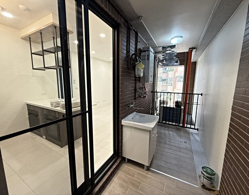 中山醫旁全新交屋✨兩房兩衛類平車⭐️含家電全配📍可入戶籍 - Image 3