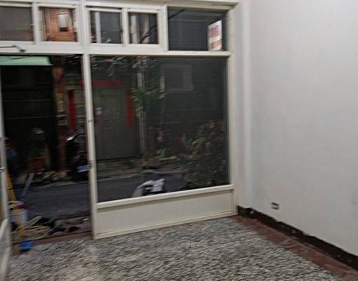 三張公園及三重統聯客運有7-11門口可停機車 - Image 1