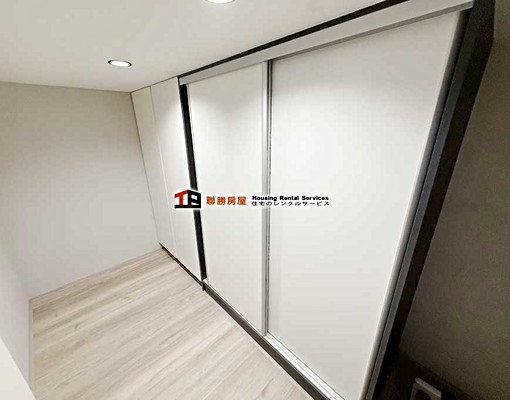 國父紀念館站~屋主首次出租~可報稅租補~極簡主義~家具彈性 - Image 6