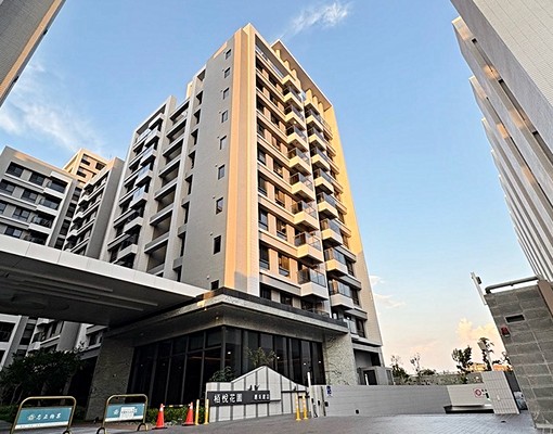 彰美路惠來粨悅/全新3房附平車 - Image 2