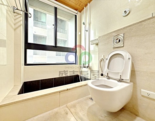 西屯中科,藍海帝國,漂亮3房全配含管附平車!! - Image 9