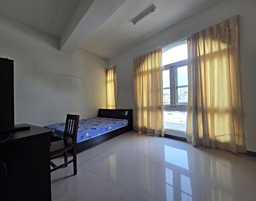 東區近太平新光黃昏市場大室內8-9坪大套房~租屋最謹慎 - Image 8