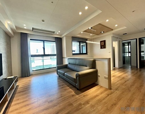 ⭐️中西區湖美麗三改二房/可入戶籍租屋補助/可營登報稅⭐️ - Image 1