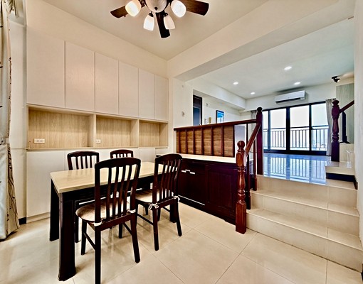 租補戶籍ok｜中科榮總東海｜正樓中樓｜大四房大露台｜超棒採光 - Image 3