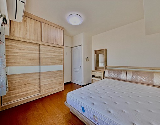 租補戶籍ok｜中科榮總東海｜正樓中樓｜大四房大露台｜超棒採光 - Image 12