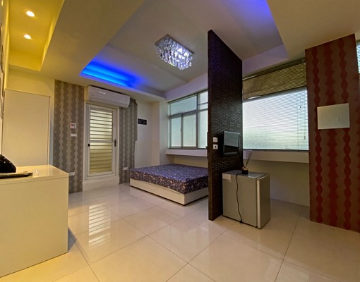 ✨新生路優質採光✨SOGO三面採光美電梯獨立陽台洗衣機套房 - Image 2