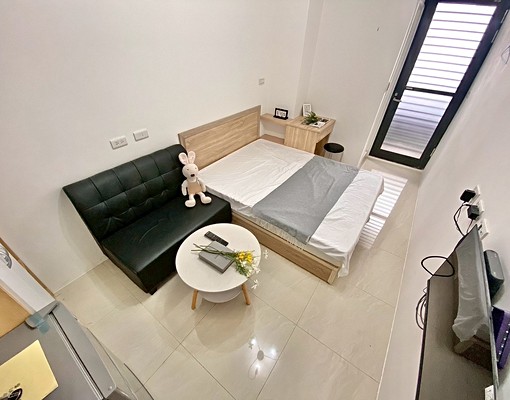 整棟新蓋🉑雙租補電梯套房近文心中清捷運站! - Image 1