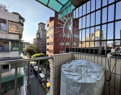 ⭐️士林社中街🏢獨洗套房有陽台🍳流理台可伙💘拎包入住⭐ - Image 7