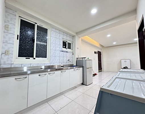 🔥可租補入戶籍🔥正一房一廳大廚房 - Image 3