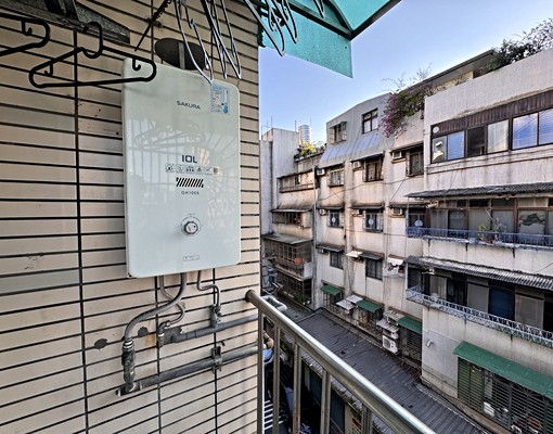 ⭐️士林社中街🏢獨洗獨立陽台套房🍳可開伙🛋全配家具⭐ - Image 9