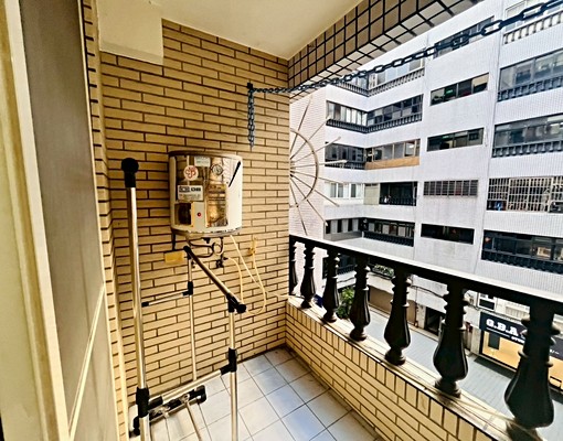 三民高中/陽台獨洗曬/24h管理員/包裹垃圾代收/近捷機能 - Image 7