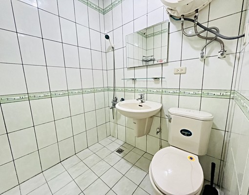 龜山近萬壽路二段✨自強東路上套房 - Image 3