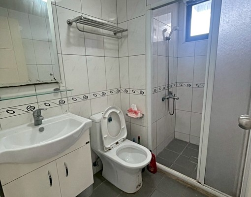 近台積電|全聯旁|大坪數三房|傢俱齊全 - Image 13