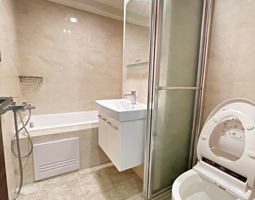 可租補,看看花園兩房附上大露臺,家具電齊全 - Image 4