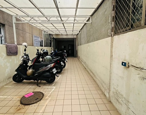 東寧商圈陽台優質套房出租 - Image 11