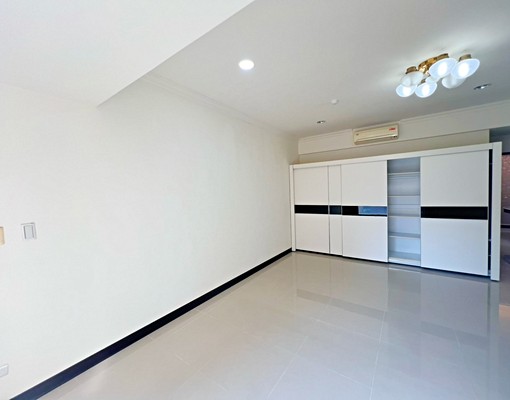 🍀❰豪斯登堡❱朝南/邊間/三面採光+四房平車(可租補設籍 - Image 7